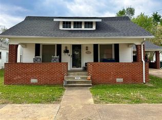 207 W College Ave, Fredericktown, MO 63645