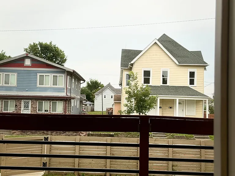 2306 Carrollton Ave — Photo 36