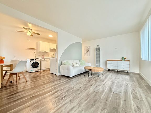 4th image of 231 E San Fernando St APT 1