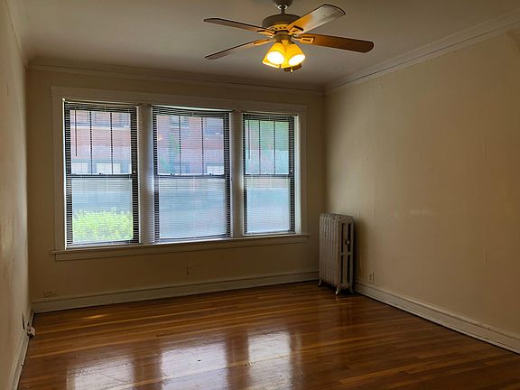 2nd image of 3931 N Keeler Ave #V1