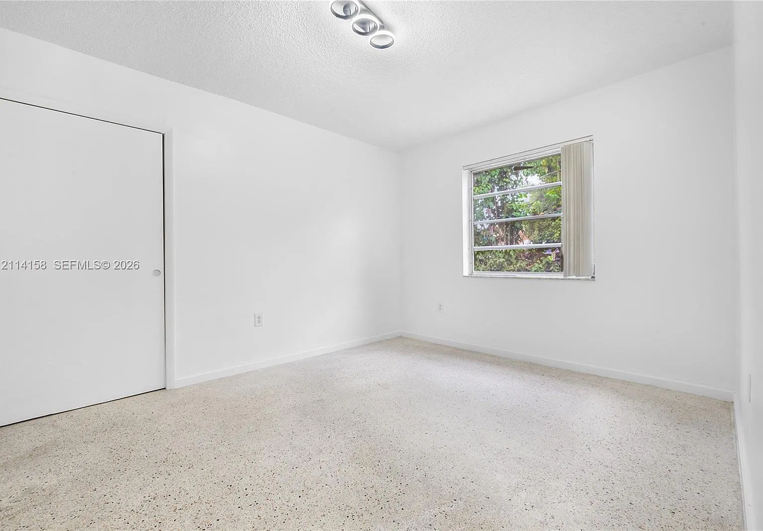 2661 SW 11th St — Photo 4