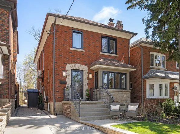 81 Armadale Ave, Toronto, ON M6S 3W9