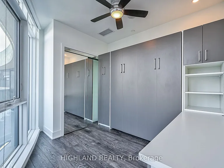 403 Church St #4202 — Photo 22