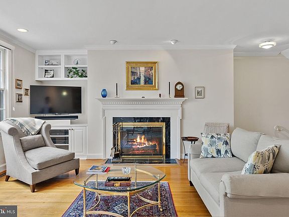 4th image of 6323 Barrister Pl