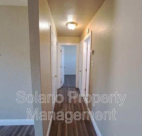 207 Brown St #2 — Photo 7