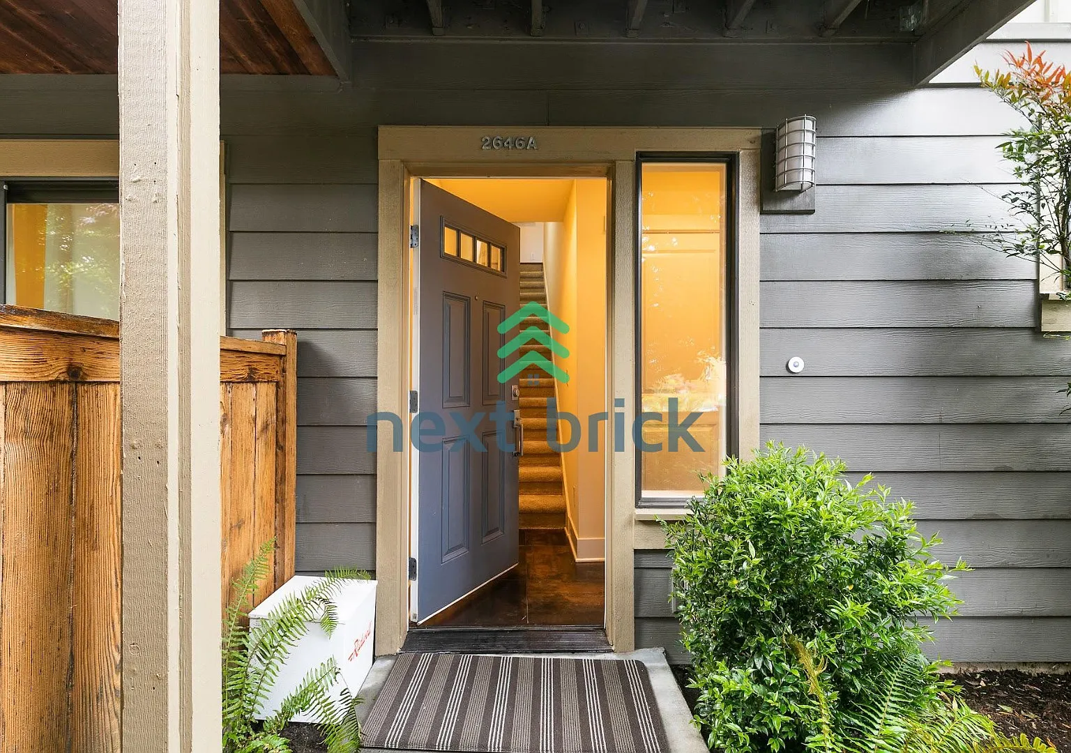 2 Beds 2 Bath Townhome For Rent — Photo 2