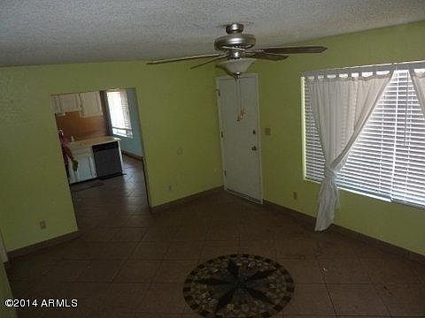 5th image of 730 E Glade Ave