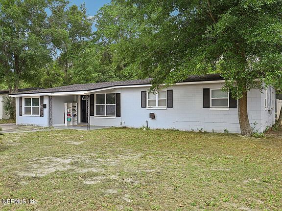3rd image of 3218 DALEHURST Drive W