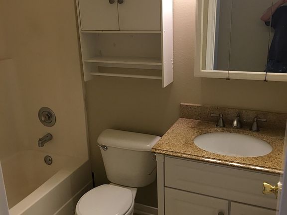 2nd image of 107 Clydesdale Ln