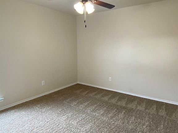 5th image of 7505 102nd St
