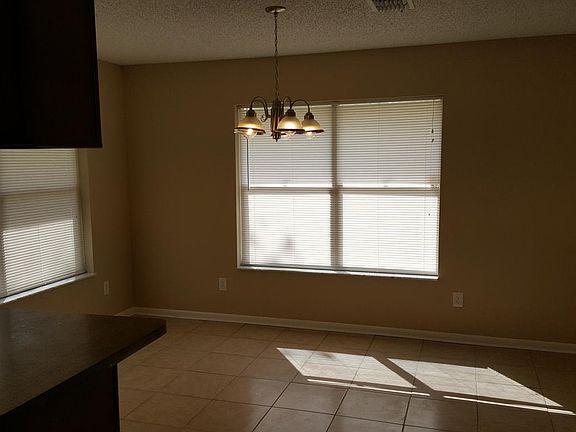 4th image of 458 Kay Rd