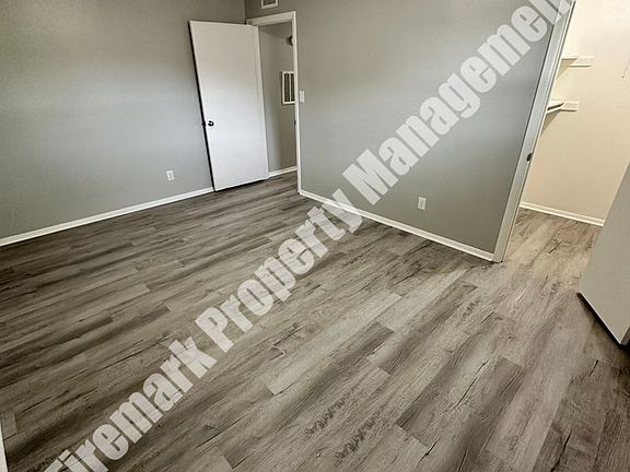 5th image of 3305 Tazewell Pike APT 22