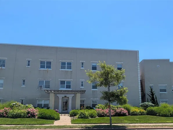138-11 Beach Channel Drive #C-2, Belle Harbor, NY 11694