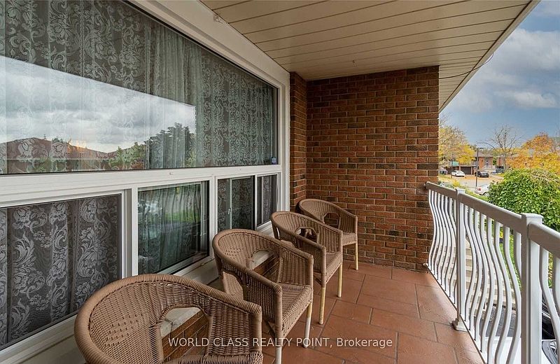 Brampton House for rent - 3 Bedrooms — photo 9