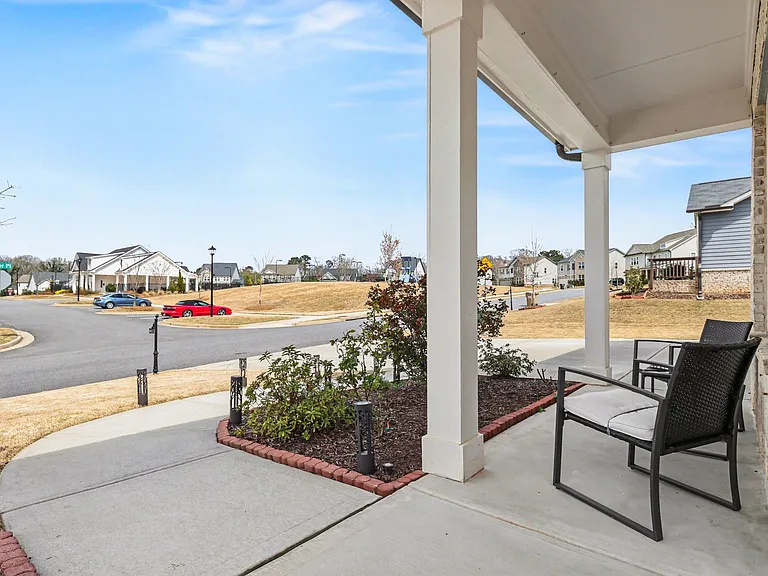 5510 Bower Pl — Photo 4