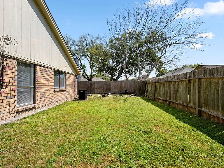 15419 Scenic Haven Dr — Photo 22