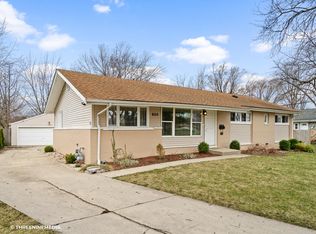 600 Decatur St, Hoffman Estates, IL 60169