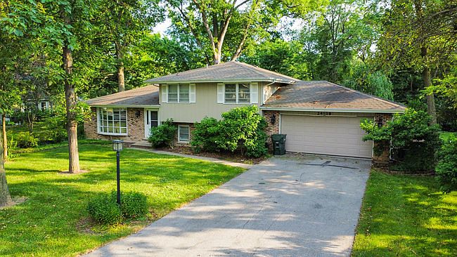 1st image of 24519 W Lancelot Ln