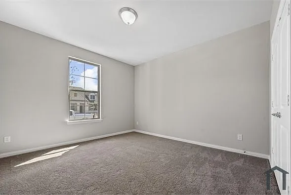 16925 Sophora Ave — Photo 9