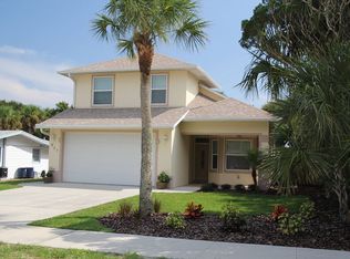 907 Locust St, New Smyrna Beach, FL 32169