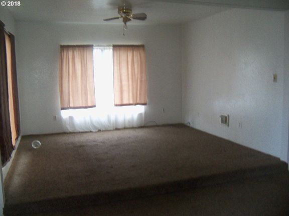 2nd image of 1301 Pacific Ave S