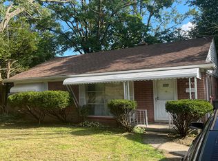 28601 Hazelwood St, Inkster, MI 48141