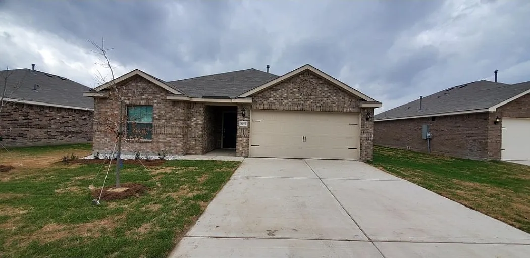 3019 Boran Dr — Photo 1