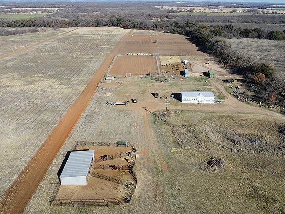 5th image of 1595 County Road 131