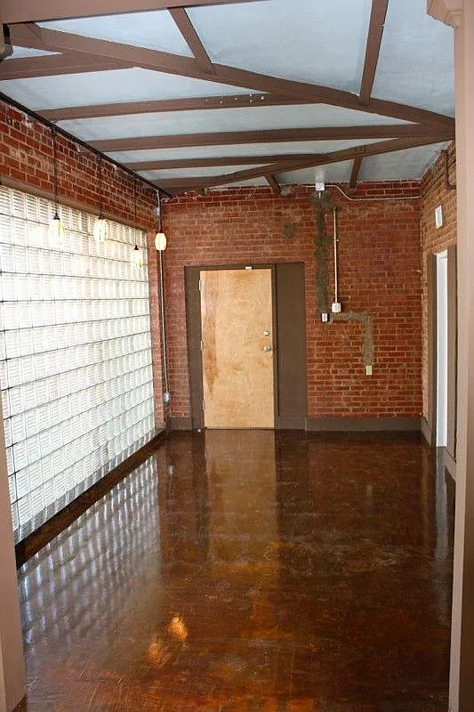 Studio, 1100 sqft, $975 — Photo 3