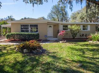 9910 Davis Rd, Tampa, FL 33637