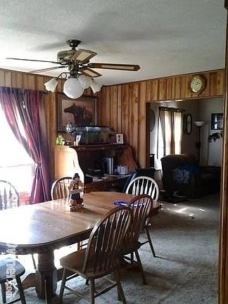 "Sideways load" picture of the dining room.