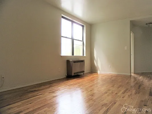 Rented by City Connections Realty | media 1