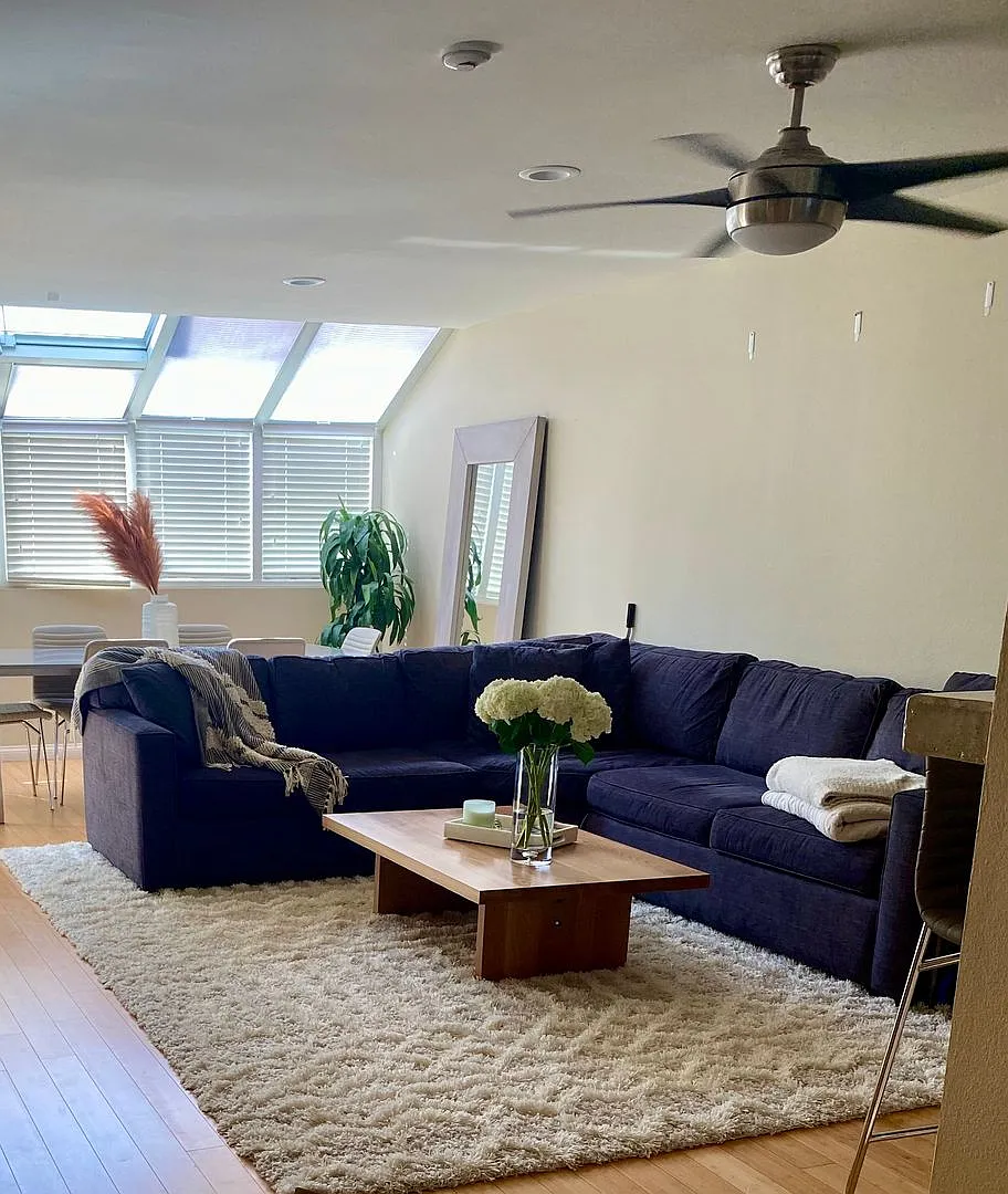 Ocean View Retreat in 230 The Village with bonus room Resort-Style Living Steps from Redondo Beac... — Photo 4
