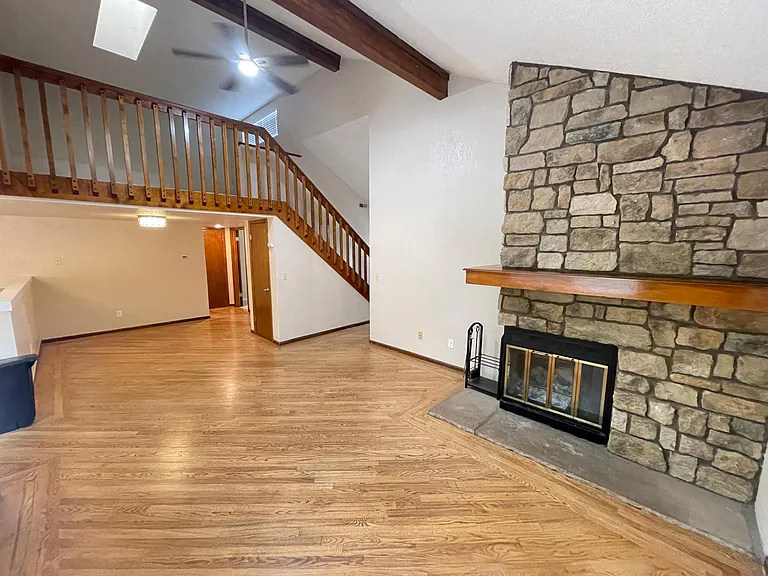 6210 Willow Ln — Photo 6