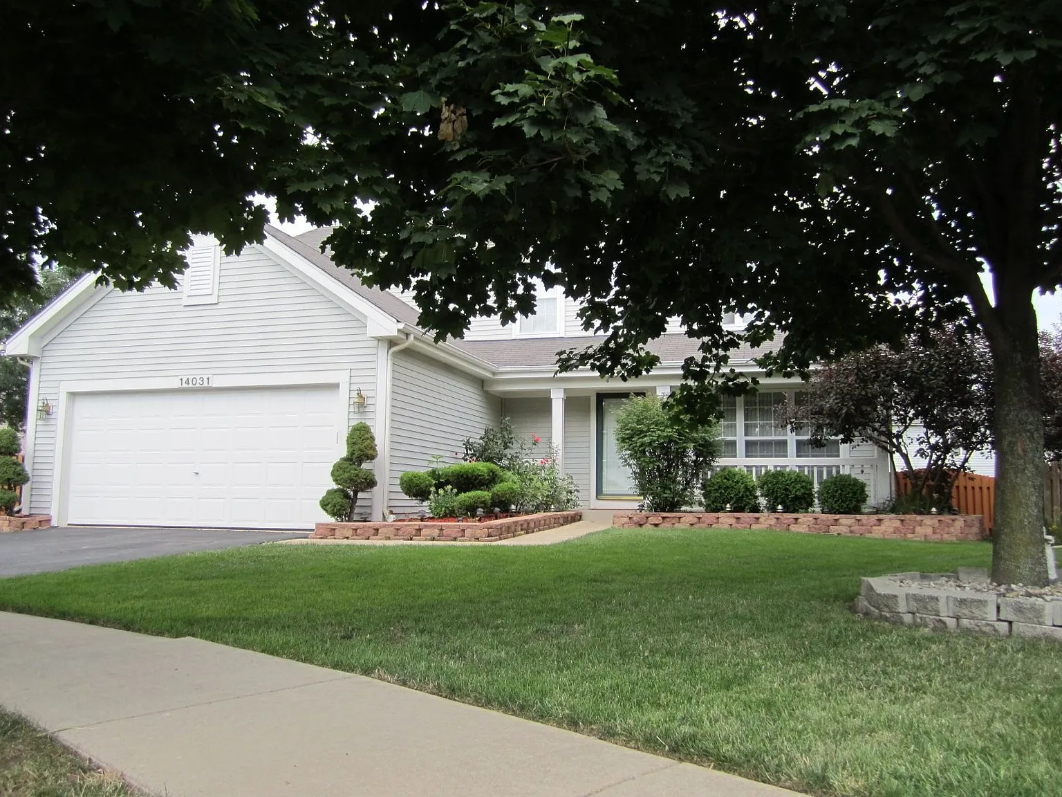 14031 S Largo Ct photo 1