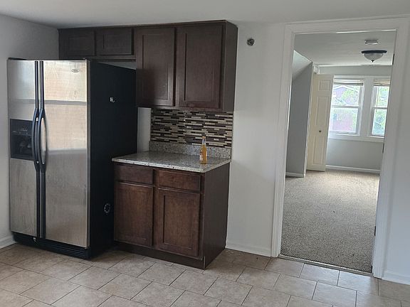 3rd image of 101 Hyde Park Ave APT 2