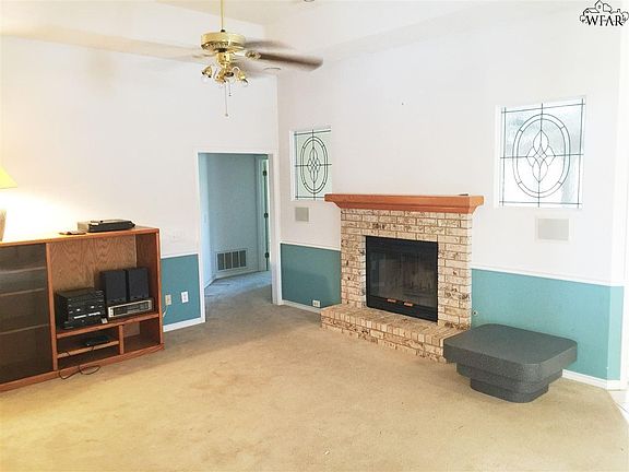5th image of 3115 Lombard Dr