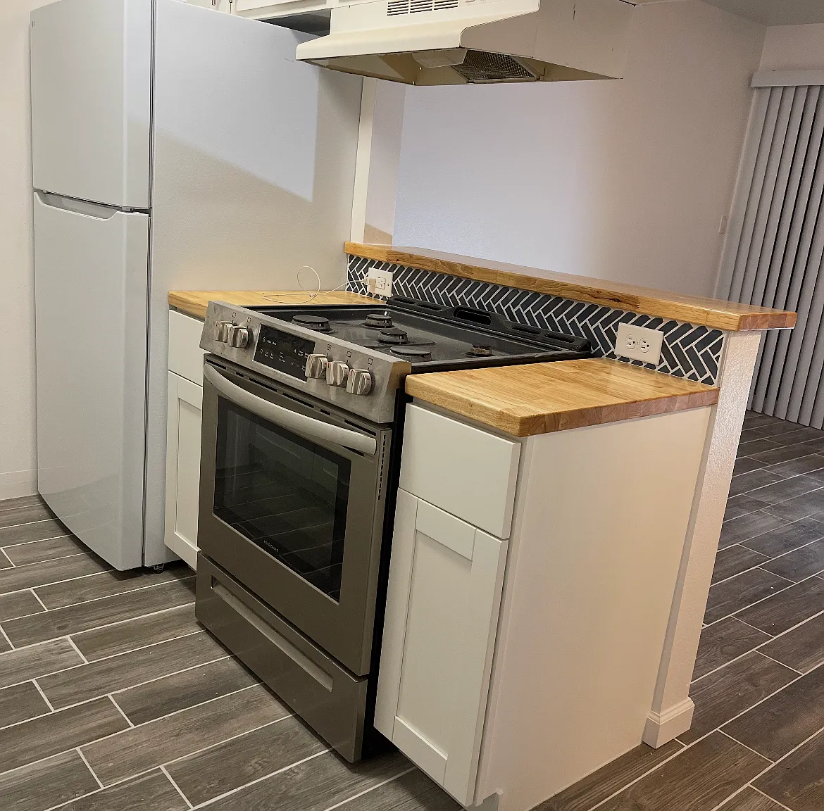 1 bed, 525 sqft, $2,100 — Photo 2