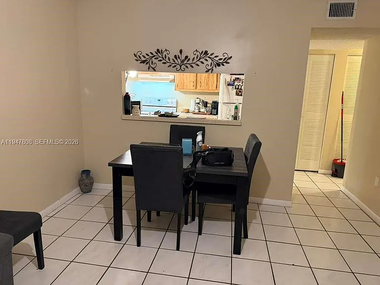 6031 Shakerwood Cir #107 — Photo 9