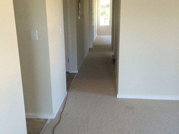5th image of 10225 SE 239th St APT 04