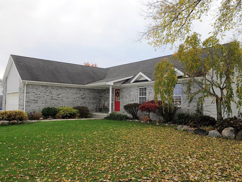 1st image of 10027 N Hunt Ct
