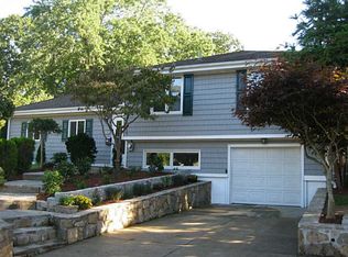 142 Shenandoah Rd, Warwick, RI 02886