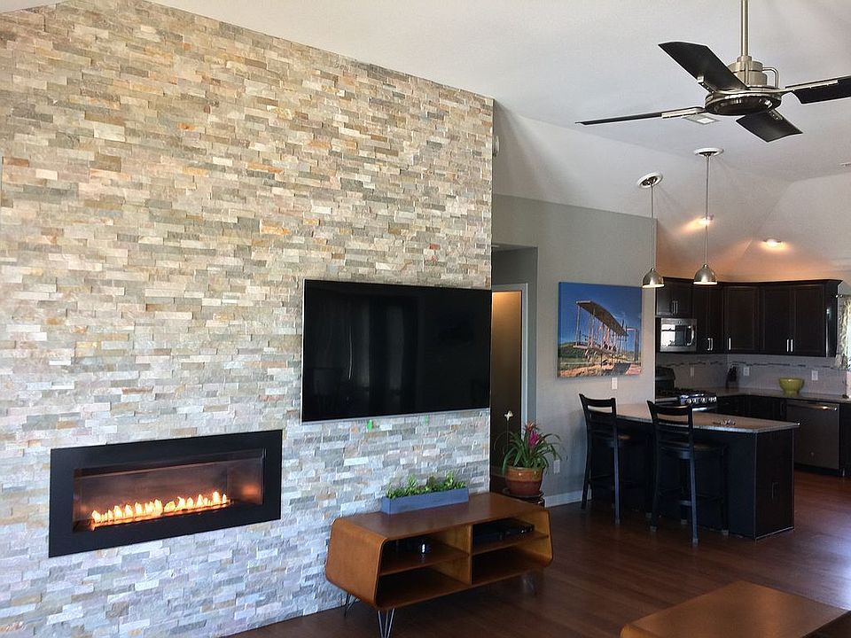 Beachwalk Ledger Stone Wall