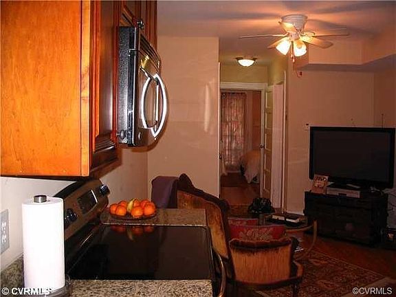 2nd image of 3207 Ellwood Ave
