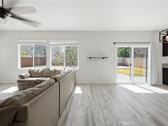 5th image of 12978 Oakwood St