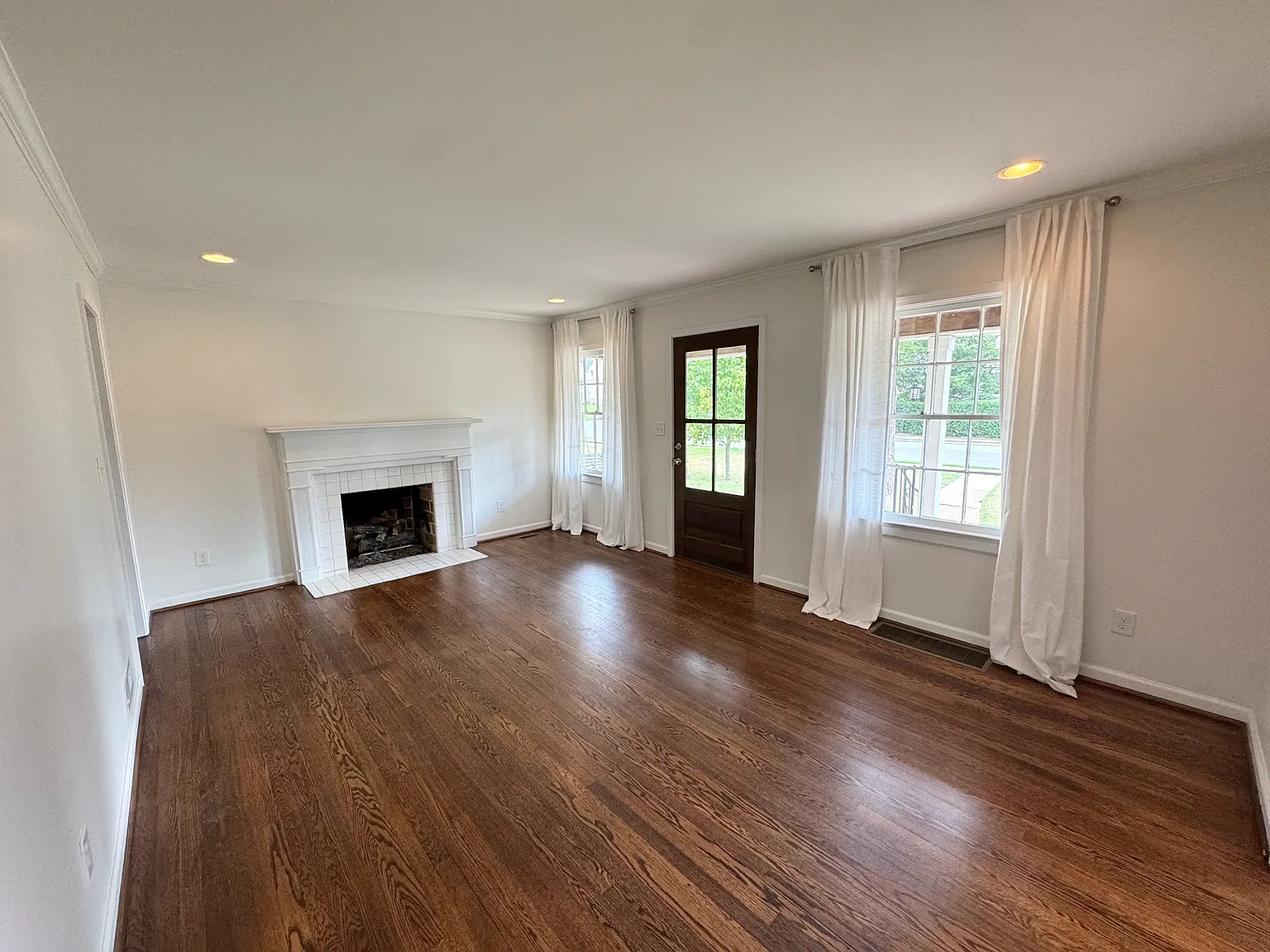 3 bed, 1674 sqft, $3,500 — Photo 4