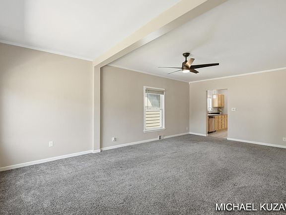 5th image of 1438 Pennoyer Ave