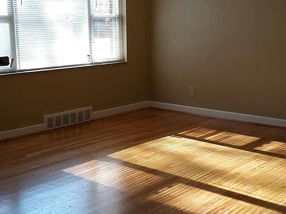 5th image of 6231 Nagel Ave 1 W