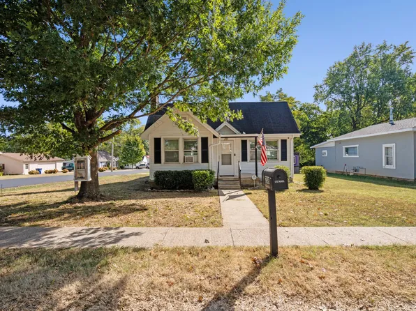 208 Hobson Ave, Shelbyville, TN 37160