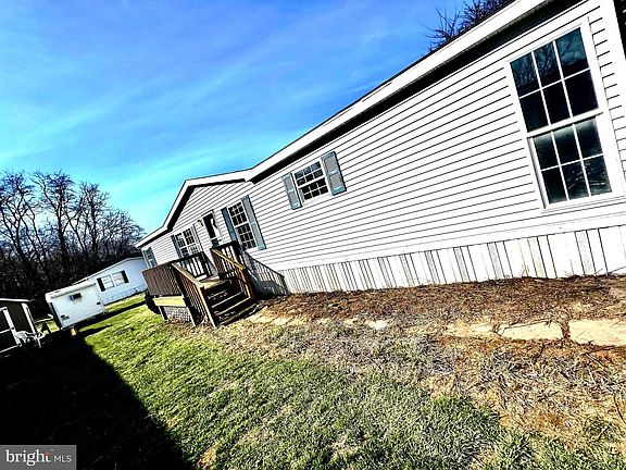 2nd image of 324 Fancy Filly Cir